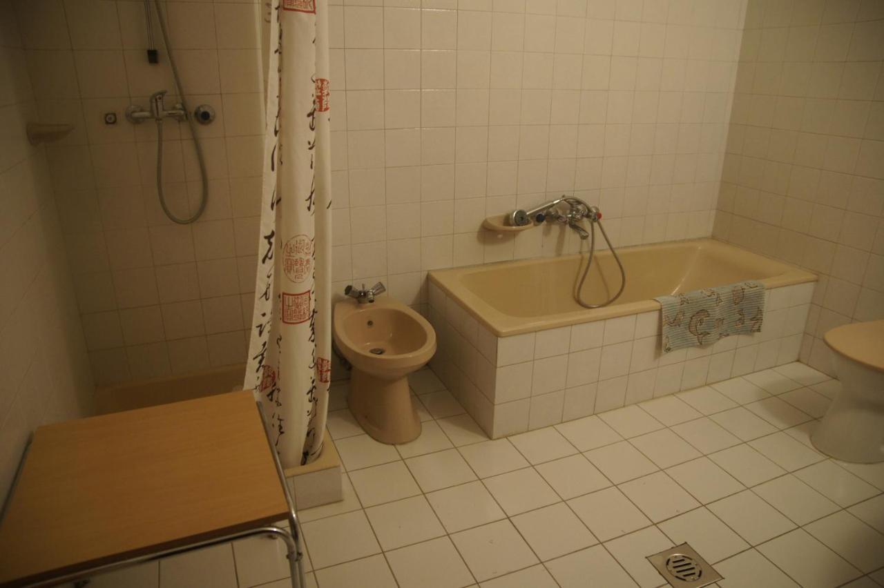 Szuzanna Fenyves Panzio Bed and Breakfast Siófok Esterno foto